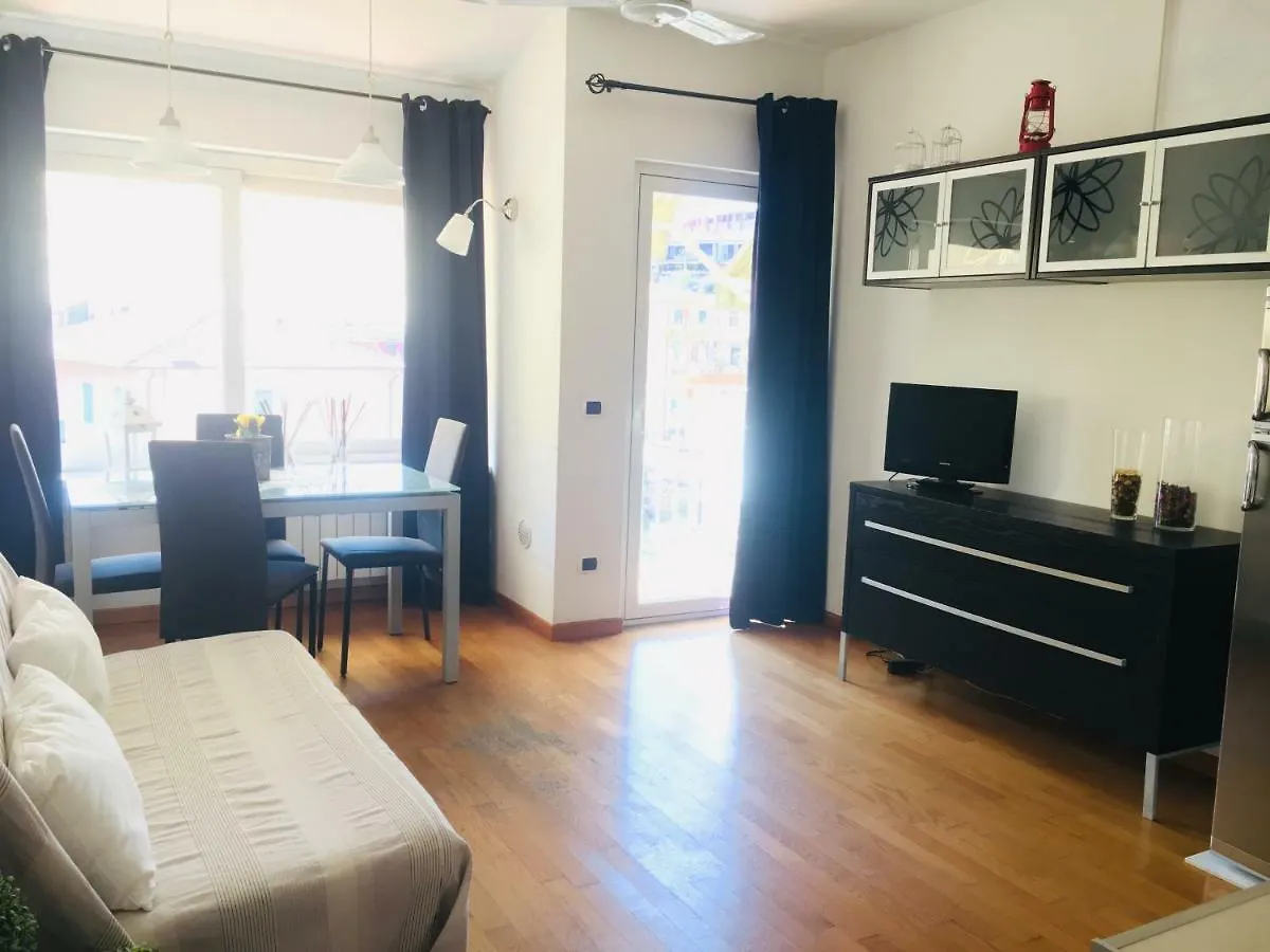 Ledonia Apartment Lerici