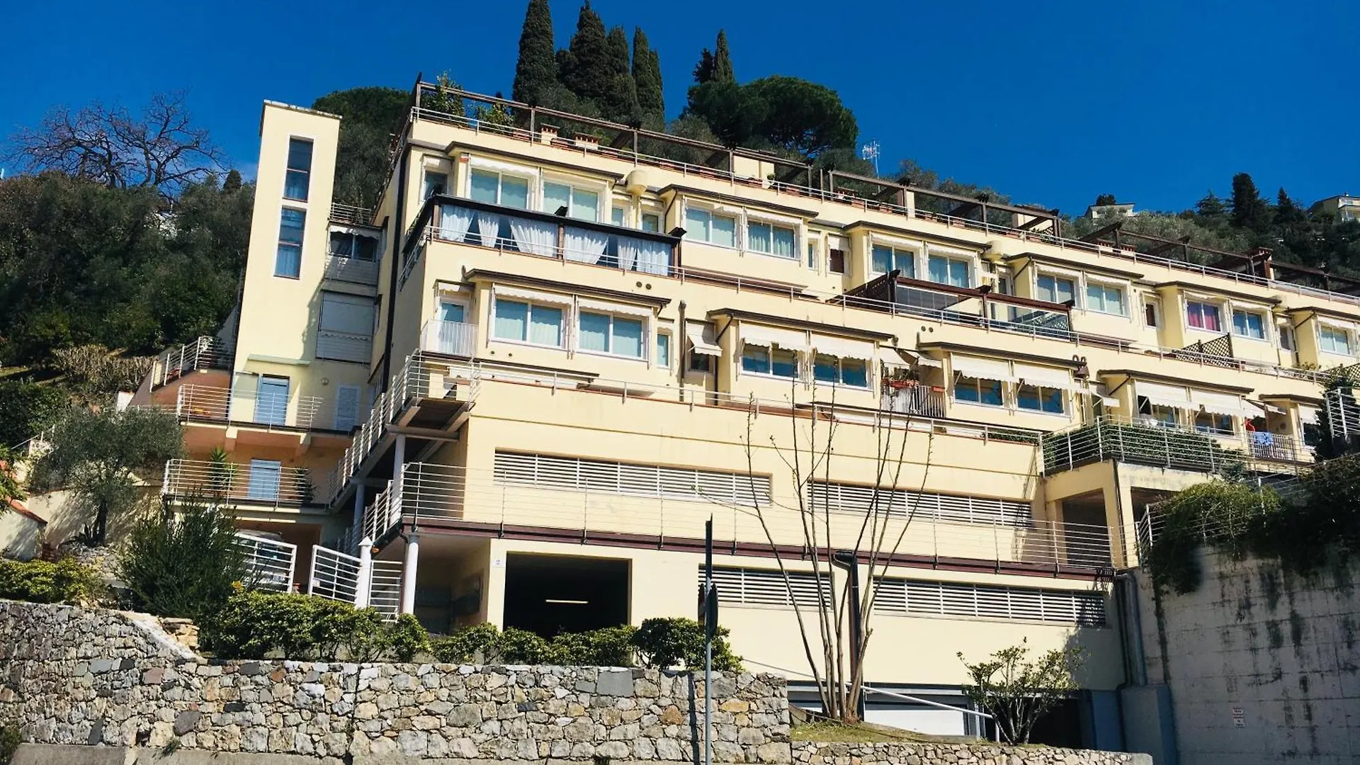 Ledonia Apartment Lerici